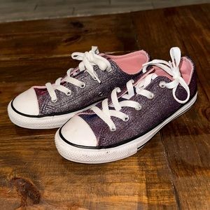 Girls shimmery converse youth size 1.5 (Worn once)